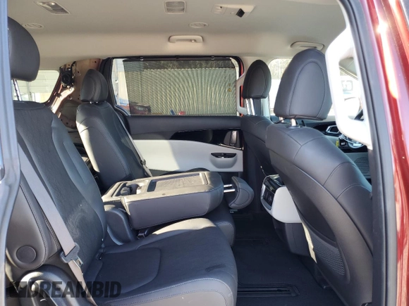 2024 Kia Carnival SX with VIN KNDNE5H3XR6338700, listed as a Copart auction lot 81567924 with 8,498 mi miles and Non Repairable. Bid and sale history available at DreamBid. Image 10.