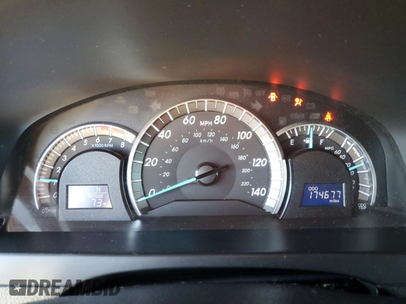 2013 Toyota Camry L with VIN 4T1BF1FK4DU641152, listed as a Copart auction lot 49904965 with 174,677 mi miles and Salvage Title. Bid and sale history available at DreamBid. Image 9.