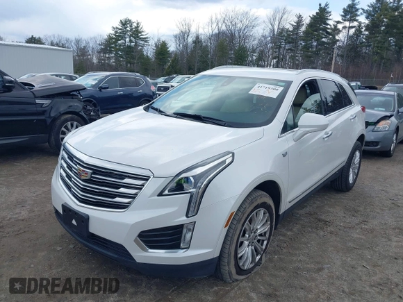 2017 Cadillac XT5 FWD with VIN 1GYKNARS2HZ310866, listed as a IAAI auction lot 41865458 with 70,375 mi miles. Bid and sale history available at carsss.com. Image 6.