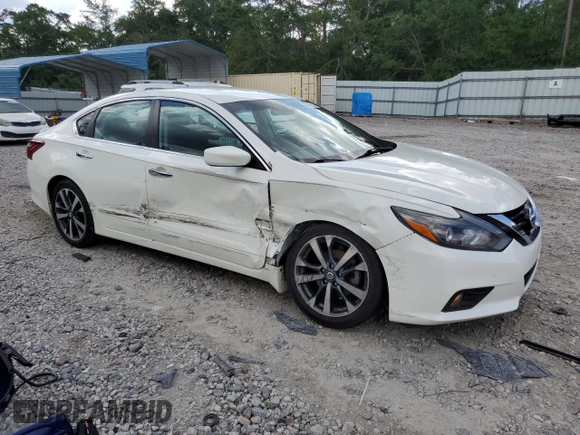 2017 Nissan Altima SL with VIN 1N4AL3AP5HC118845, listed as a Copart auction lot 55347285 with 141,363 mi miles and Salvage title. Bid and sale history available at DreamBid. Image 4.