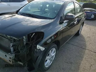 2012 Nissan Versa SV z VIN 3N1CN7APXCL939881, wystawiony jako Copart lot #58373915 z przebiegiem 82 970 mil mil oraz Szkoda całkowita • Salvage title. Historia ofert i sprzedaży dostępna na DreamBid. Obrazek 13.