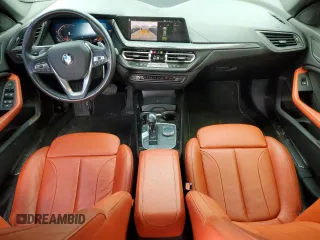 2020 BMW 2 Series 228i xDrive z VIN WBA73AK08L7F98097, wystawiony jako Copart lot #60263025 z przebiegiem 21 612 mil mil oraz Czysty tytuł • Clean title. Historia ofert i sprzedaży dostępna na DreamBid. Obrazek 8.