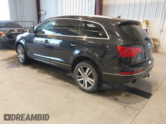 2013 Audi Q7 3.0T Premium Plus with VIN WA1LGAFE8DD003853, listed as a IAAI auction lot 40675011 with 104,517 mi miles. Bid and sale history available at carsss.com. Image 3.