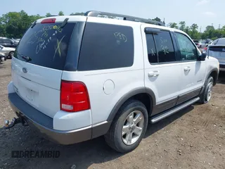 2004 Ford Explorer XLT z VIN 1FMZU73K04UA87586, wystawiony jako IAAI lot #42576434 z przebiegiem Nie podano mil oraz . Historia ofert i sprzedaży dostępna na DreamBid. Obrazek 4.