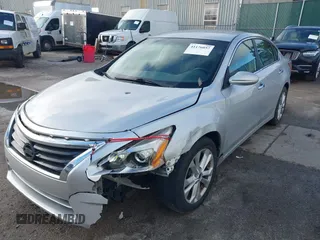 2013 Nissan Altima SV with VIN 1N4AL3AP5DN410428, listed as a IAAI auction lot 41176057 with 109,274 mi miles and . Bid and sale history available at carsss.com. Image 2.