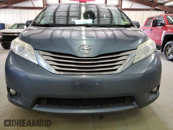 2017 Toyota Sienna XLE с VIN 5TDDZ3DC0HS180957, выставлен на аукционе Copart как лот 58753055 с пробегом 266 438 миль миль и Чистый • Clean title. История ставок и продаж доступна на DreamBid. Изображение 5.