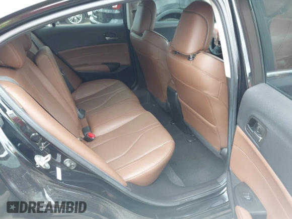 2019 Acura ILX Premium with VIN 19UDE2F7XKA014537, listed as a IAAI auction lot 42332128 with 38,577 mi miles and . Bid and sale history available at DreamBid. Image 8.