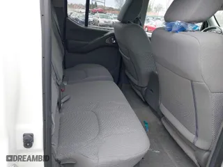 2018 Nissan Frontier PRO-4X with VIN 1N6AD0EV1JN701905, listed as a IAAI auction lot 41863044 with NaN miles. Bid and sale history available at carsss.com. Image 8.