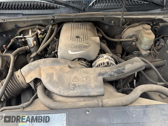2002 Chevrolet Tahoe LS z VIN 1GNEC13Z92R180341, wystawiony jako Copart lot #59126715 z przebiegiem Nie podano mil oraz Czysty tytuł • Clean title. Historia ofert i sprzedaży dostępna na DreamBid. Obrazek 7.