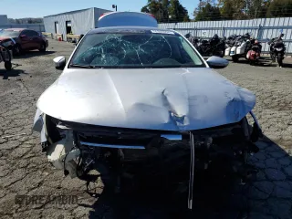 2011 Volkswagen CC Lux Plus with VIN WVWHP7AN8BE731508, listed as a Copart auction lot 76308994 with 119,481 mi miles and Salvage Title. Bid and sale history available at carsss.com. Image 5.