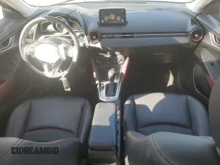 2017 Mazda CX-3 Touring z VIN JM1DKDC75H0170331, wystawiony jako Copart lot #51997455 z przebiegiem 141 405 mil mil oraz Szkoda całkowita • Salvage title. Historia ofert i sprzedaży dostępna na DreamBid. Obrazek 8.