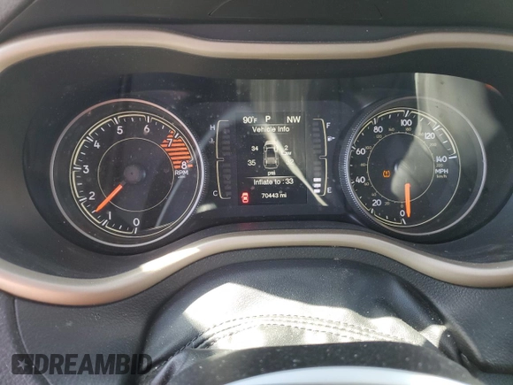 2018 Jeep Cherokee Latitude with VIN 1C4PJLCXXJD528273, listed as a Copart auction lot 56746715 with 70,443 mi miles and Salvage title. Bid and sale history available at DreamBid. Image 9.