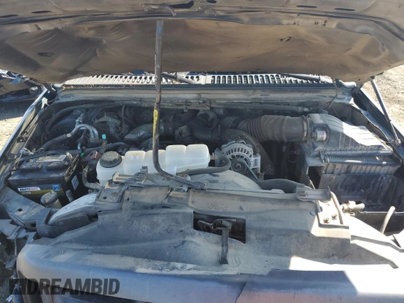 2001 Ford Super Duty F-250 XL with VIN 1FTNF20F81EC82381, listed as a Copart auction lot 70332273 with 365,218 mi miles and Salvage Title. Bid and sale history available at carsss.com. Image 11.