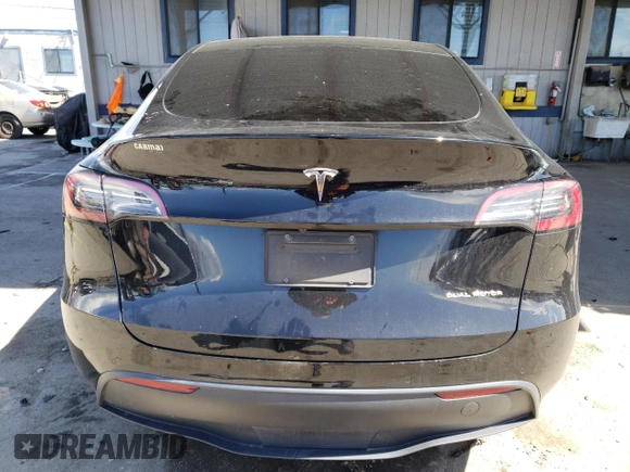 2021 Tesla Model Y Long Range z VIN 5YJYGDEEXMF207223, wystawiony jako Copart lot #48800445 z przebiegiem 44 508 mil mil oraz Szkoda całkowita • Salvage title. Historia ofert i sprzedaży dostępna na DreamBid. Obrazek 6.