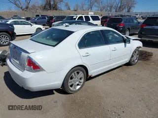 2007 Ford Fusion SEL with VIN 3FAHP08147R221046, listed as a IAAI auction lot 41782770 with 173,413 mi miles. Bid and sale history available at carsss.com. Image 4.
