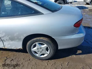 2000 Chevrolet Cavalier with VIN 1G1JC1240Y7441902, listed as a IAAI auction lot 41637287 with 102,499 mi miles. Bid and sale history available at carsss.com. Image 15.