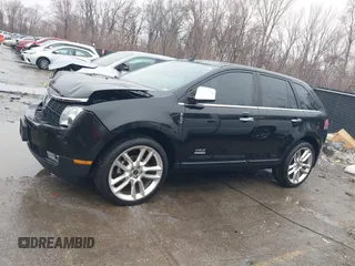 2010 Lincoln MKX with VIN 2LMDJ8JC2ABJ09727, listed as a IAAI auction lot 41441496 with 111,720 mi miles. Bid and sale history available at carsss.com. Image 15.