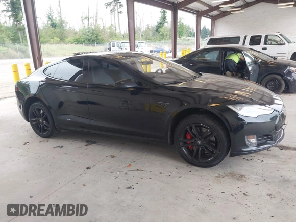 2013 Tesla Model S Performance с VIN 5YJSA1DP1DFP23818, выставлен на аукционе IAAI как лот 42594561 с пробегом 142 878 миль миль и . История ставок и продаж доступна на DreamBid. Изображение 13.