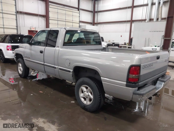 1999 Dodge Ram 1500 with VIN 1B7HF13Z1XJ547042, listed as a IAAI auction lot 41480882 with 101,270 mi miles. Bid and sale history available at carsss.com. Image 3.