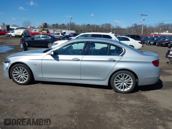 2014 BMW 5 Series 528i xDrive with VIN WBA5A7C58ED617131, listed as a IAAI auction lot 41749651 with 117,954 mi miles and . Bid and sale history available at DreamBid. Image 14.