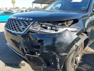 2020 Land Rover Range Rover Velar S with VIN SALYB2EX2LA290537, listed as a IAAI auction lot 39993611 with 36,743 mi miles and . Bid and sale history available at DreamBid. Image 6.