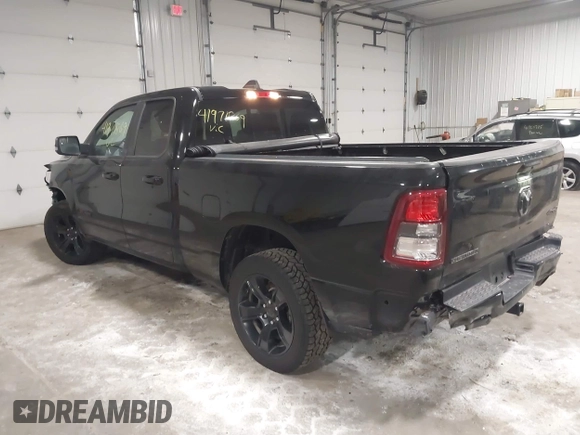 2022 Ram 1500 Big Horn z VIN 1C6SRFBT2NN281888, wystawiony jako IAAI lot #41971869 z przebiegiem 112 527 mil mil oraz . Historia ofert i sprzedaży dostępna na DreamBid. Obrazek 3.