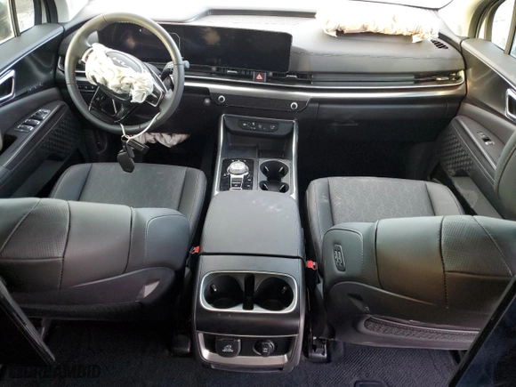 2025 Kia Carnival Hybrid SX Prestige with VIN KNDNE5KA6S6032090, listed as a Copart auction lot 44010555 with 1,849 mi miles and Salvage Title. Bid and sale history available at carsss.com. Image 8.