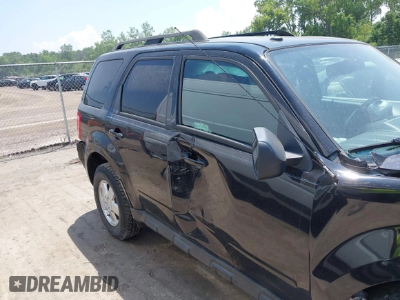 2011 Ford Escape XLT с VIN 1FMCU9DG4BKA98868, выставлен на аукционе IAAI как лот 42580210 с пробегом Не указан миль и . История ставок и продаж доступна на DreamBid. Изображение 13.