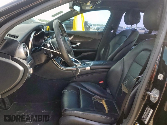 2018 Mercedes-Benz C 300 with VIN WDDWF4JB6JR409171, listed as a Copart auction lot 61441075 with 89,598 mi miles and Clean title. Bid and sale history available at DreamBid. Image 7.