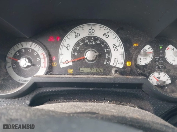 2010 Toyota FJ Cruiser with VIN JTEBU4BF6AK080671, listed as a IAAI auction lot 41193011 with 97,192 mi miles. Bid and sale history available at carsss.com. Image 7.