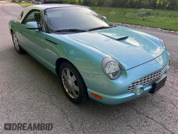 2002 Ford Thunderbird Hardtop Premium with VIN 1FAHP60A62Y113701, listed as a Copart auction lot 56255355 with 5,994 mi miles and Clean Title. Bid and sale history available at DreamBid. Image 1.