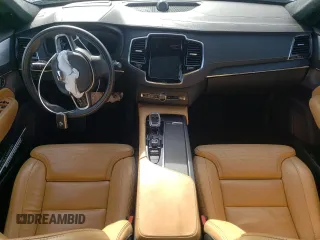 2021 Volvo XC90 Inscription Expression with VIN YV4BR0CL9M1702223, listed as a Copart auction lot 46712854 with 30,037 mi miles. Bid and sale history available at carsss.com. Image 8.