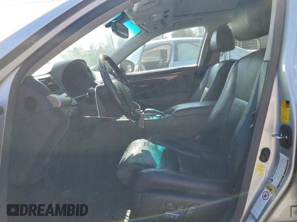 2013 Lexus LS 460 with VIN JTHCL5EF1D5017377, listed as a Copart auction lot 48390465 with 136,366 mi miles and Salvage title. Bid and sale history available at DreamBid. Image 7.