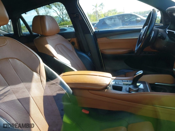 2018 BMW X6 xDrive35i with VIN 5UXKU2C5XJ0Z62290, listed as a IAAI auction lot 41687837 with 102,908 mi miles. Bid and sale history available at carsss.com. Image 5.
