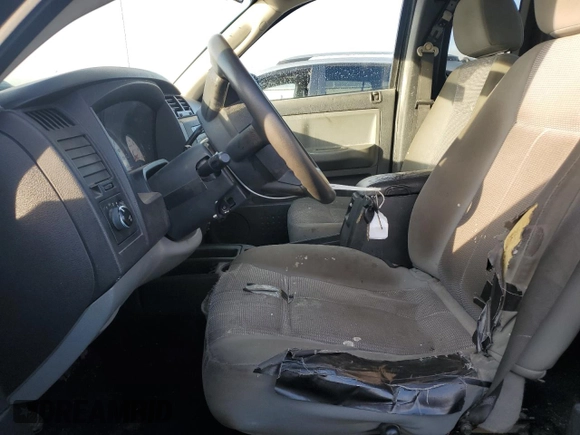 2011 Dodge Dakota z VIN 1D7RW2BK3BS602758, wystawiony jako Copart lot #85288074 z przebiegiem 138 473 mil mil oraz Szkoda całkowita • Salvage title. Historia ofert i sprzedaży dostępna na DreamBid. Obrazek 7.