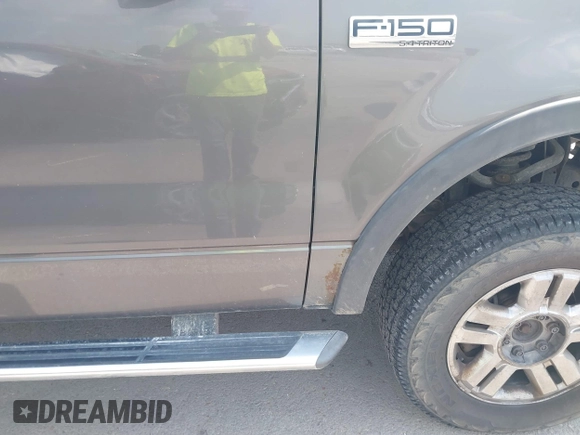 2004 Ford F-150 XLT с VIN 1FTPW14544FA13281, выставлен на аукционе IAAI как лот 42609212 с пробегом 174 385 миль миль и . История ставок и продаж доступна на DreamBid. Изображение 14.