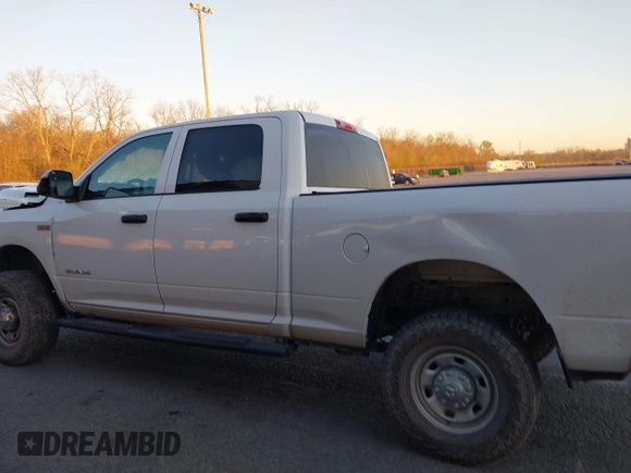 2020 Ram 2500 Tradesman with VIN 3C6UR5CJ0LG250404, listed as a IAAI auction lot 41753681 with 64,184 mi miles. Bid and sale history available at carsss.com. Image 14.