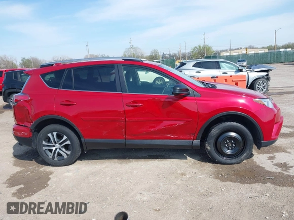 2017 Toyota RAV4 LE z VIN JTMZFREV1HJ114691, wystawiony jako IAAI lot #41920061 z przebiegiem 35 885 mil mil oraz . Historia ofert i sprzedaży dostępna na DreamBid. Obrazek 14.