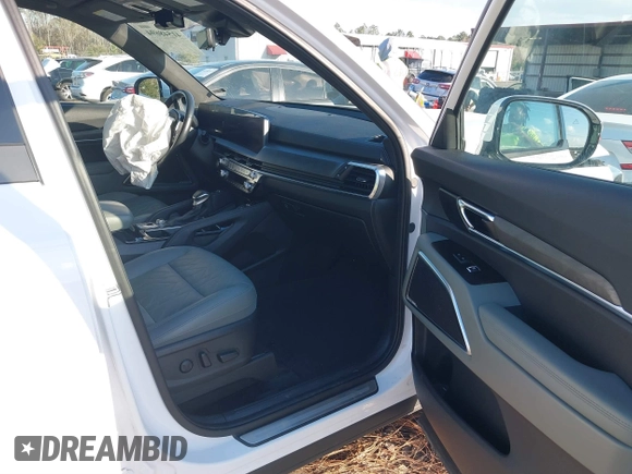 2023 Kia Telluride SX Prestige X-Pro with VIN 5XYP5DGC6PG351443, listed as a IAAI auction lot 41548694 with 32,665 mi miles and . Bid and sale history available at DreamBid. Image 5.