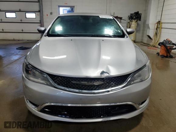 2015 Chrysler 200 C with VIN 1C3CCCCG8FN516962, listed as a Copart auction lot 55159465 with 140,795 mi miles and Clean Title. Bid and sale history available at DreamBid. Image 5.