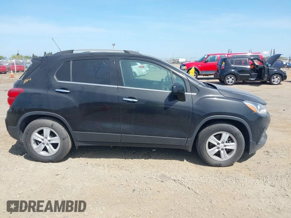 2019 Chevrolet Trax LT with VIN KL7CJLSB0KB918698, listed as a IAAI auction lot 42054006 with Not Provided miles and . Bid and sale history available at carsss.com. Image 13.
