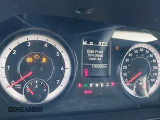 2016 Ram 1500 Express z VIN 1C6RR7FTXGS188572, wystawiony jako IAAI lot #41699775 z przebiegiem 156 990 mil mil oraz . Historia ofert i sprzedaży dostępna na DreamBid. Obrazek 7.
