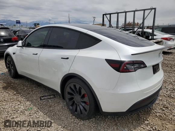 2020 Tesla Model Y Long Range z VIN 5YJYGDEF3LF028061, wystawiony jako Copart lot #57493175 z przebiegiem Nie podano mil oraz Czysty tytuł • Clean title. Historia ofert i sprzedaży dostępna na DreamBid. Obrazek 2.
