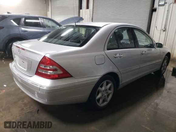 2003 Mercedes-Benz C 230/260/280/320 with VIN WDBRF64J73F321576, listed as a Copart auction lot 75531504 with 36,018 mi miles and Salvage Title. Bid and sale history available at DreamBid. Image 3.