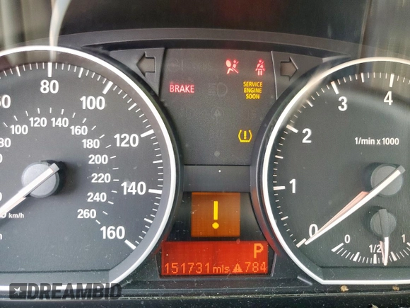 2009 BMW 1 Series 128i z VIN WBAUP73559VK76443, wystawiony jako Copart lot #58270455 z przebiegiem 151 731 mil mil oraz Szkoda całkowita • Salvage title. Historia ofert i sprzedaży dostępna na DreamBid. Obrazek 9.