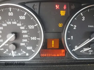 2012 BMW 1 Series 135i с VIN WBAUC9C5XCVM12726, выставлен на аукционе Copart как лот 58204845 с пробегом 84 331 миль миль и Списание • Salvage title. История ставок и продаж доступна на DreamBid. Изображение 9.