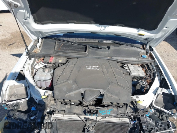 2021 Audi Q7 Premium Plus with VIN WA1LXAF7XMD032806, listed as a IAAI auction lot 41316768 with 47,032 mi miles and . Bid and sale history available at DreamBid. Image 10.