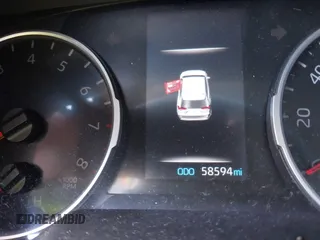 2021 Toyota RAV4 XLE Premium z VIN 2T3C1RFVXMW184382, wystawiony jako IAAI lot #40343908 z przebiegiem 58 594 mil mil oraz . Historia ofert i sprzedaży dostępna na DreamBid. Obrazek 7.