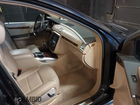 2011 Mercedes-Benz R 350 with VIN 4JGCB6FE0BA119916, listed as a IAAI auction lot 42553464 with 149,201 mi miles and . Bid and sale history available at DreamBid. Image 5.