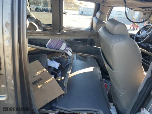2007 GMC Savana Cargo Van YF7 Upfitter with VIN 1GDFH15T371201662, listed as a Copart auction lot 77485104 with 0 mi miles and Non Repairable. Bid and sale history available at carsss.com. Image 11.